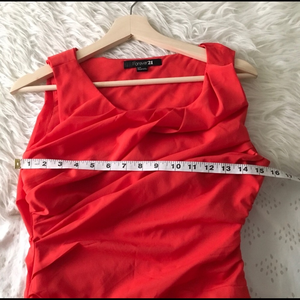 Red Ruched Sides Dress - Picture 5 of 8